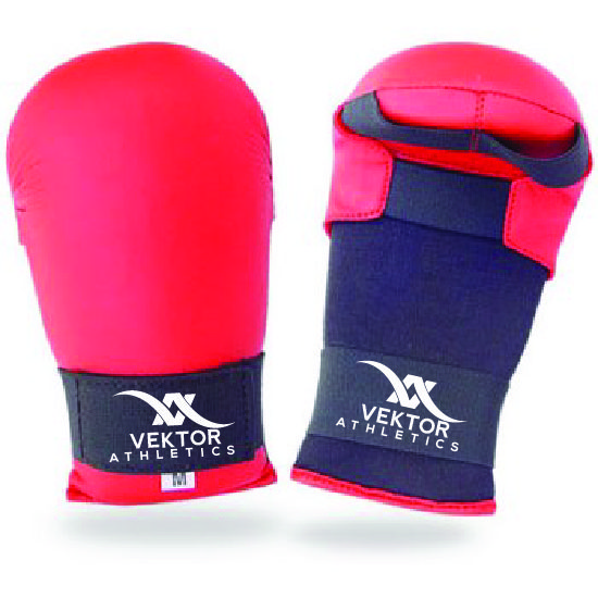 athlete kicking taekwondo mitts during training